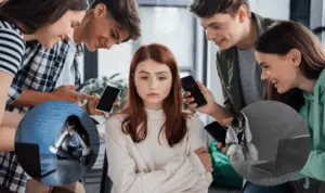 Read more about the article How to Stop Cyberbullying – About Online Bullying