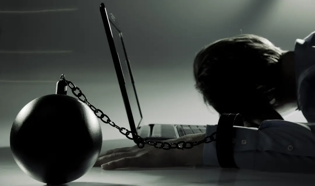 Read more about the article Chains and Collars: Identifying White Collar Crimes in the Philippines